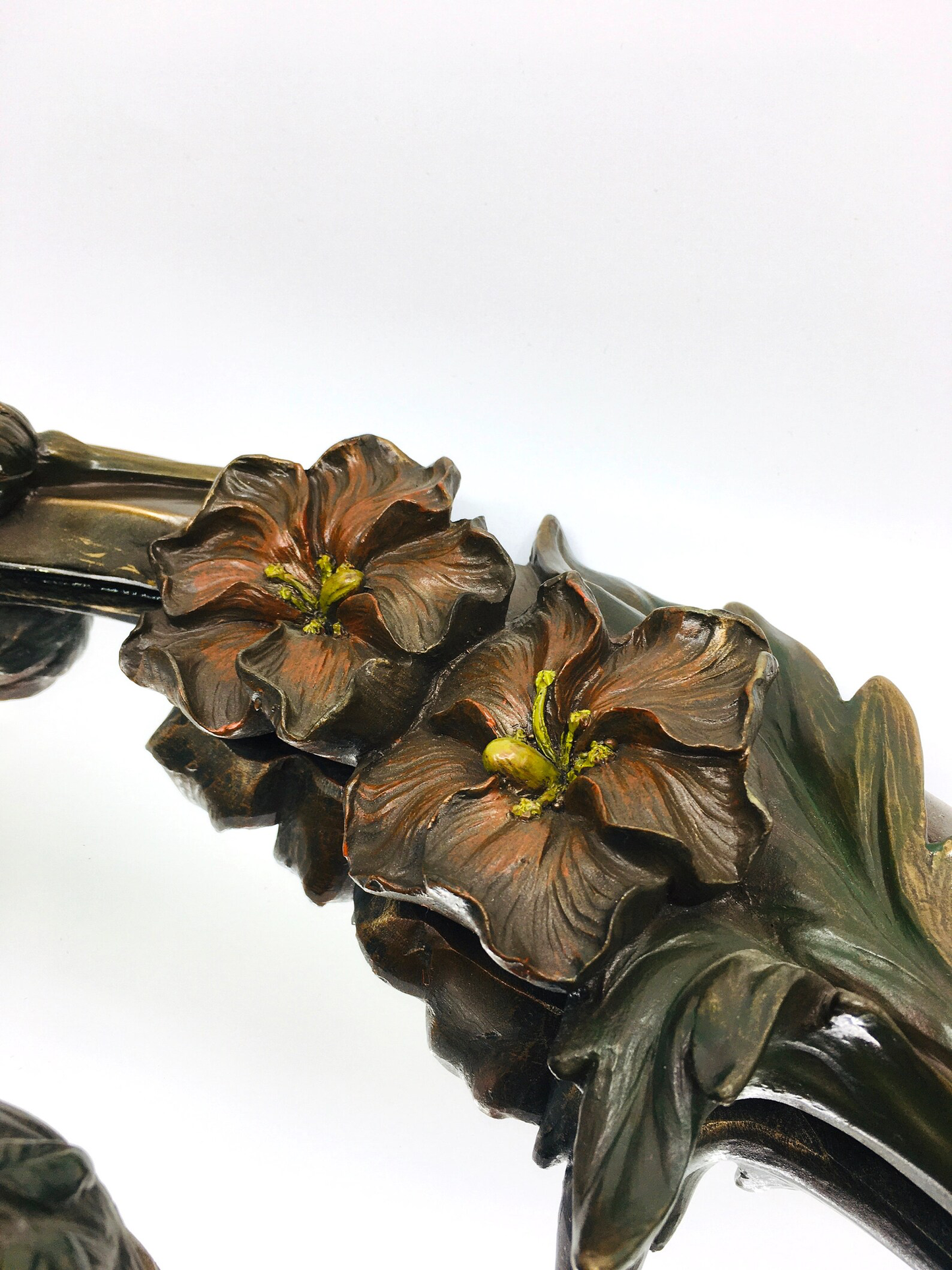 Art Nouveau Tasarım Kadın Figürlü Dekoratif Duvar Aynası