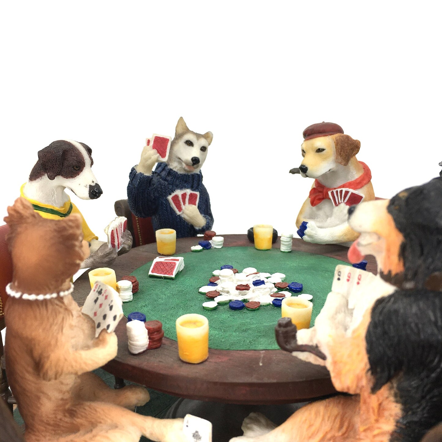 Gambling Dogs Playing Poker Figurine