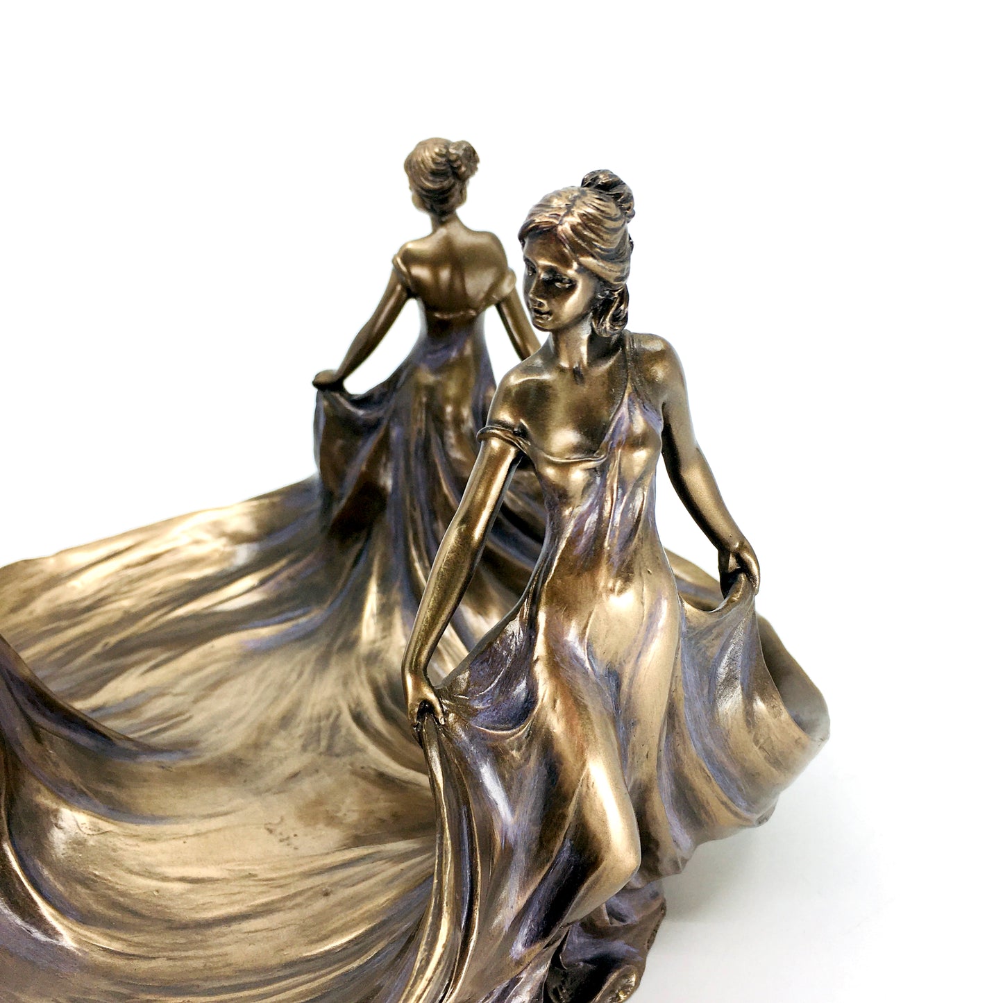 Üç Güzel Kadın Figürlü Dekoratif Takı Tabağı ve Kase