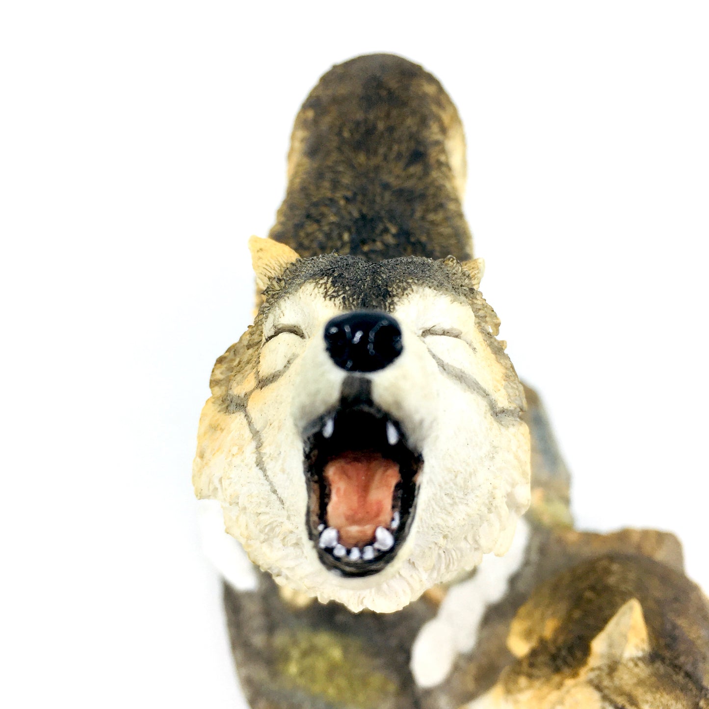 Buzlar Üstünde Uluyan Bozkurt ve Yavrusu Renkli Biblo