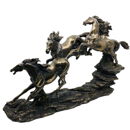 Sculpture of Wild Horses Running Dort Nala