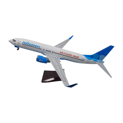 1/85 Pobeda Airlines Boeing 737 Model Uçak