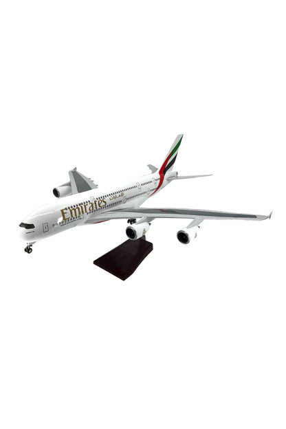 Airbus A380 Emirates Airways Model Yolcu Uçak Maketi - A380EMIRATES