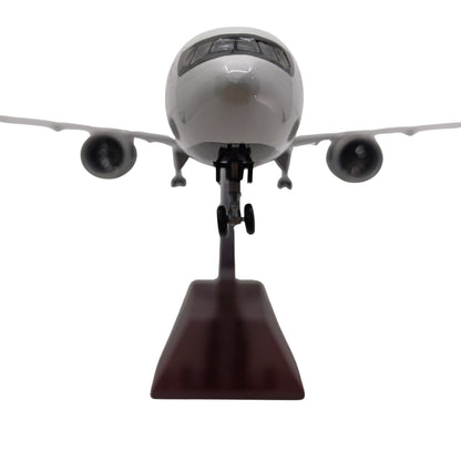 Boeing 777 American Airlines Model Maket Uçak 1/157 Ölçekli (47 cm)