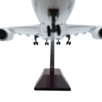 Boeing 777 United Airlines Model Maket Uçak 1/157 Ölçekli (47 cm)