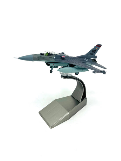 F-16 Fighting Falcon 1:100 Ölçekli Die-Cast Model Uçak - F16-C
