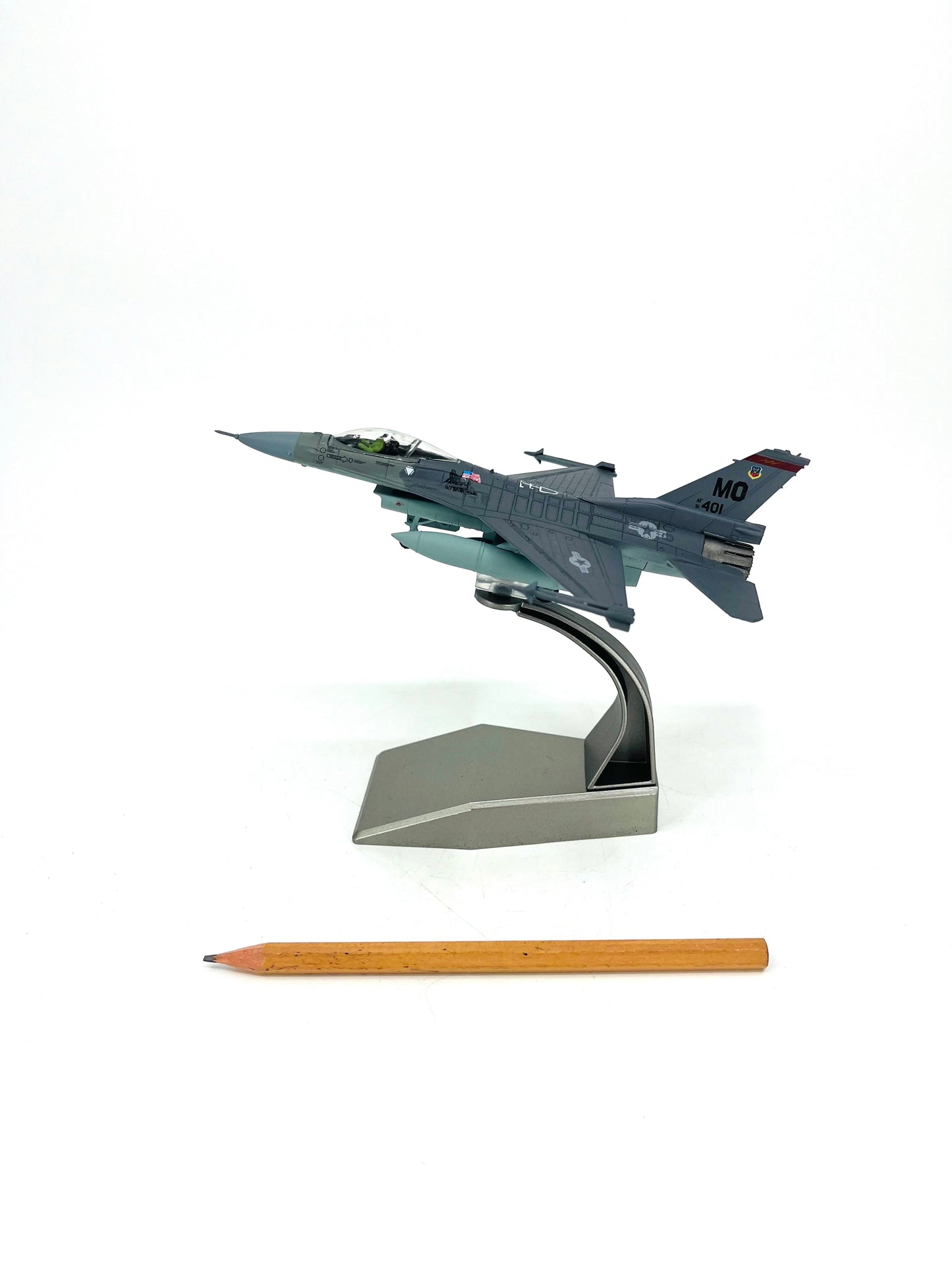 F-16 Fighting Falcon 1:100 Ölçekli Die-Cast Model Uçak - F16-C