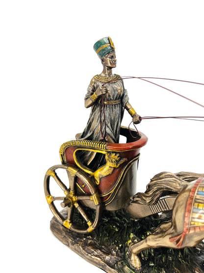 Veronese Design Nefertiti Antik Mısır Savaş Arabası Biblo – (WU77489A4)