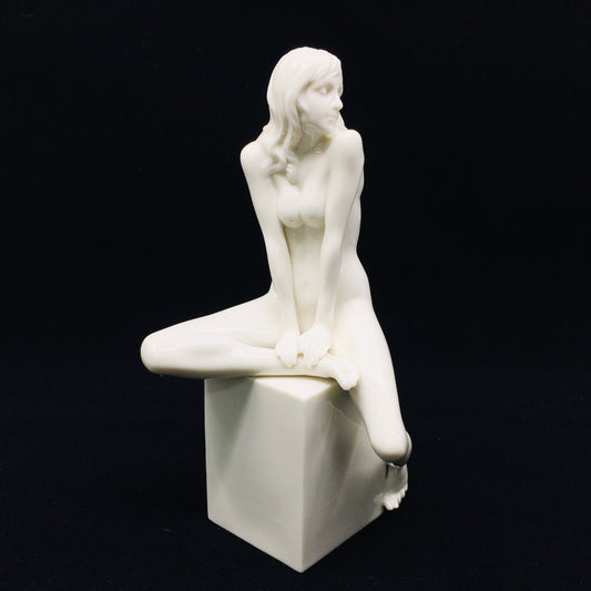 Küp Üstünde Nü Kadın Porselen Modern Biblo - Veronese Design